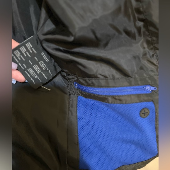 Andrew Marc 2 in 1 black and blue cute winter ski/snow coat - Picture 7 of 16